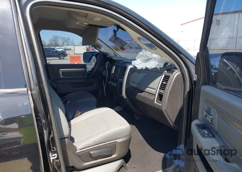 2019 Ram 1500 Classic Slt 4X2 6'4 Box из США, поврежденный, VIN 1C6RR6TT9KS693607